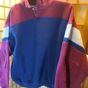 Cambridge  sweatshirt  burgundy  w button neck closure size xL